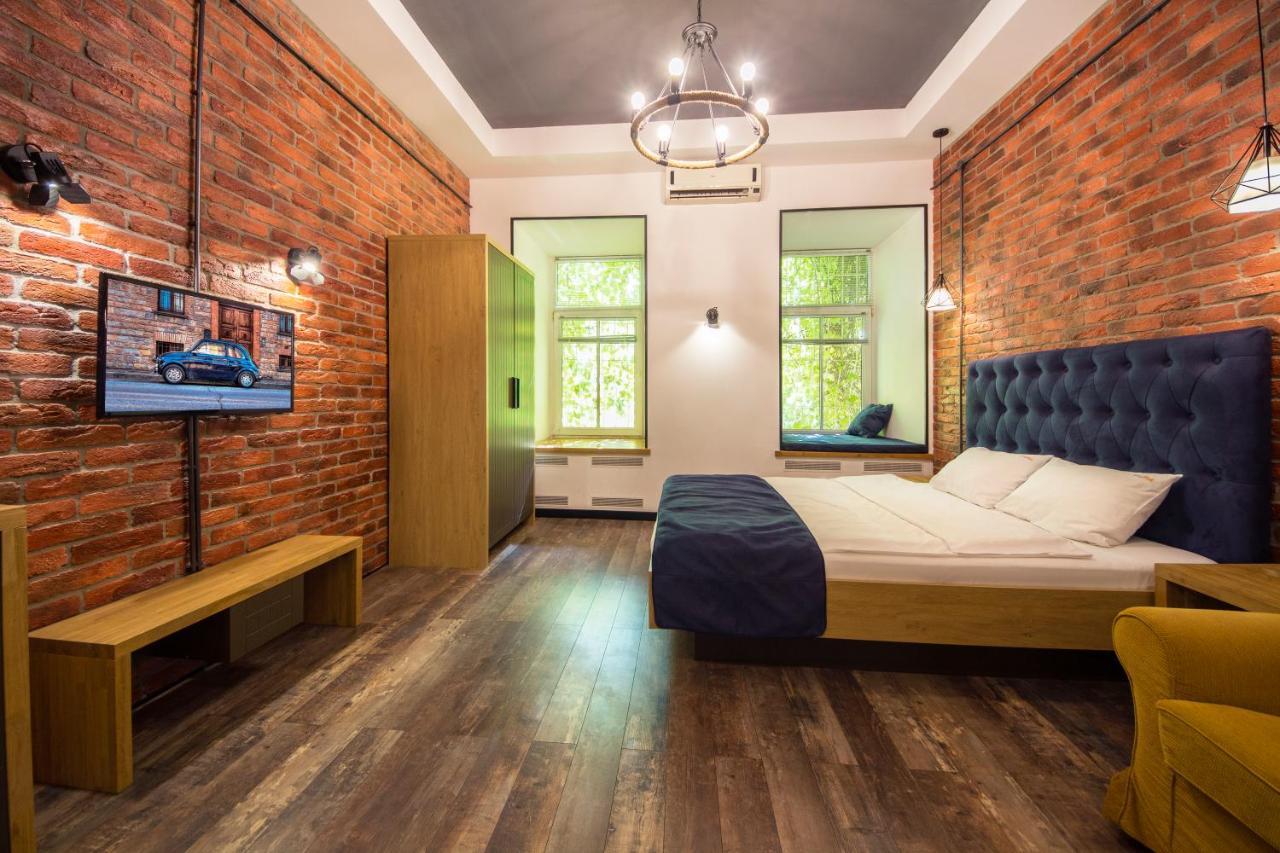 Self Check-In Apartments Near Landscape Alley Kiev Ngoại thất bức ảnh