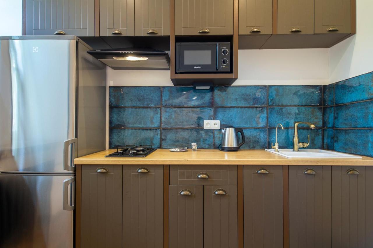 Self Check-In Apartments Near Landscape Alley Kiev Ngoại thất bức ảnh